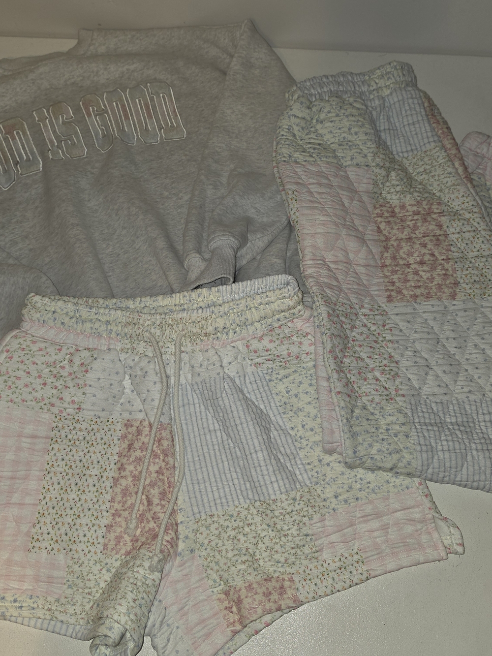 Patchwork Quilted Shorts and Pants Set with Light Pink Grey Sweatshirt